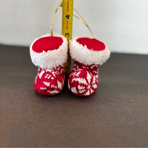 Christmas Ornament Knit Snow Booties 1 Pair Red And White - Picture 9 of 10